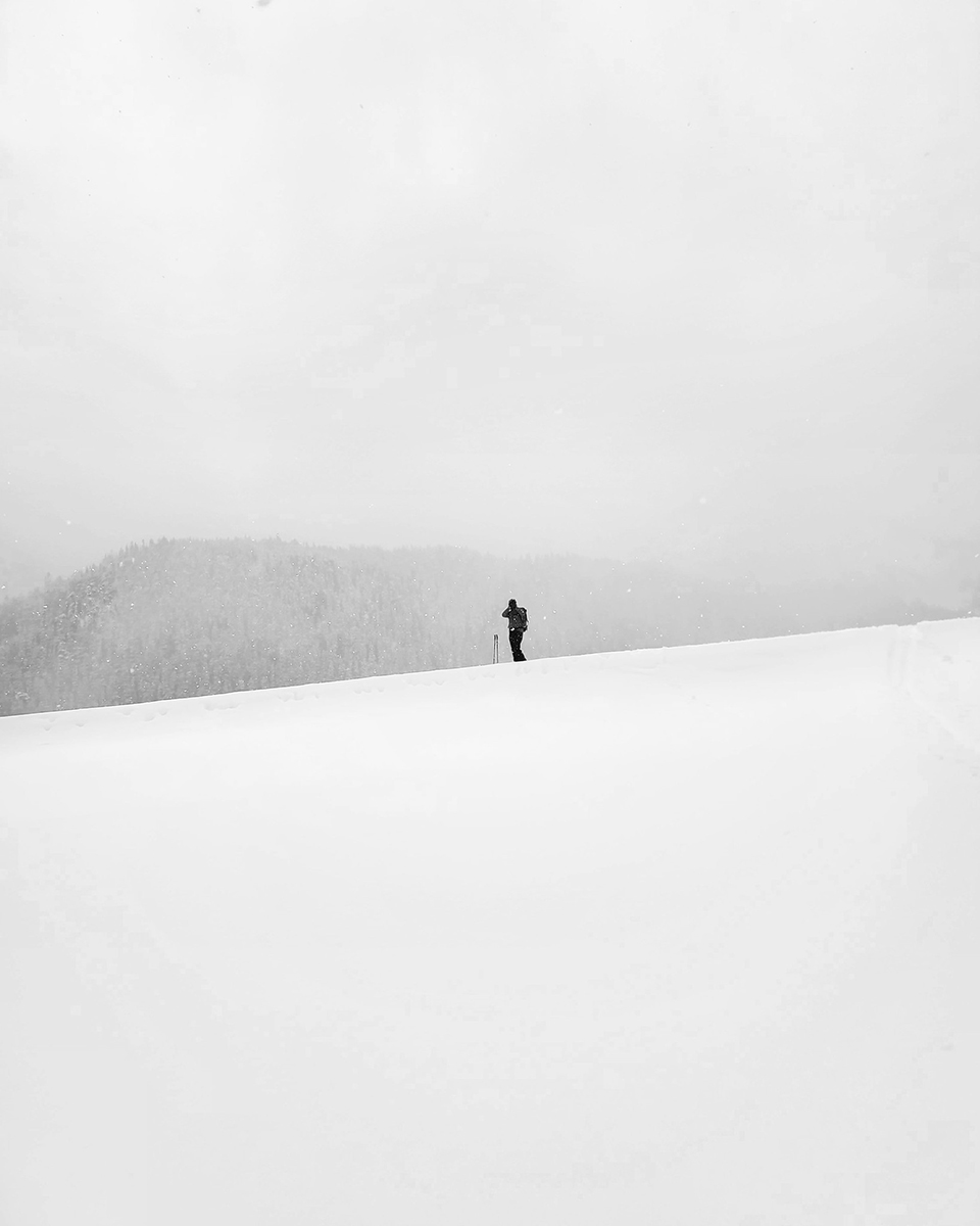Photo of avalanche crew on Chinook Pass